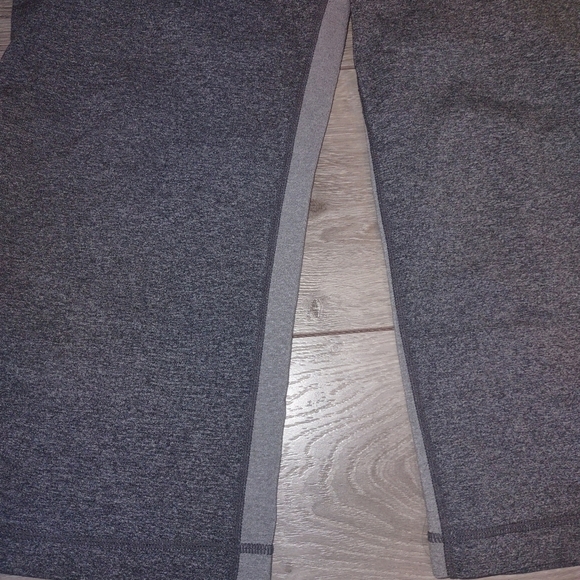LULULEMON cropped leggings - Picture 2 of 4